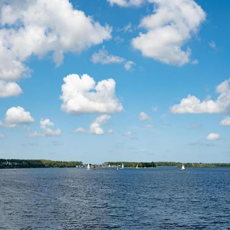 Spacious Waterfront Apartment Arnemuiden Bagian luar foto