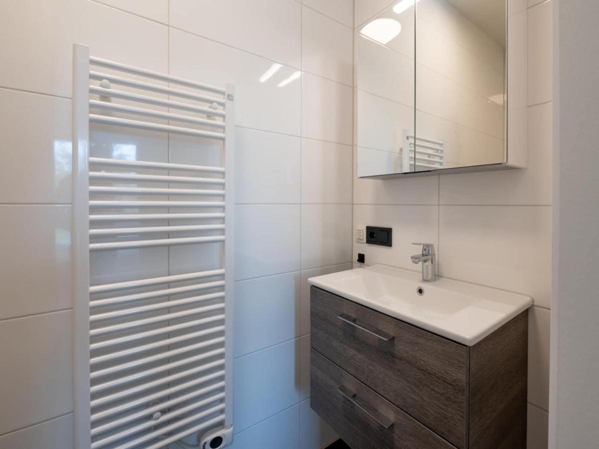 Spacious Waterfront Apartment Arnemuiden Bagian luar foto